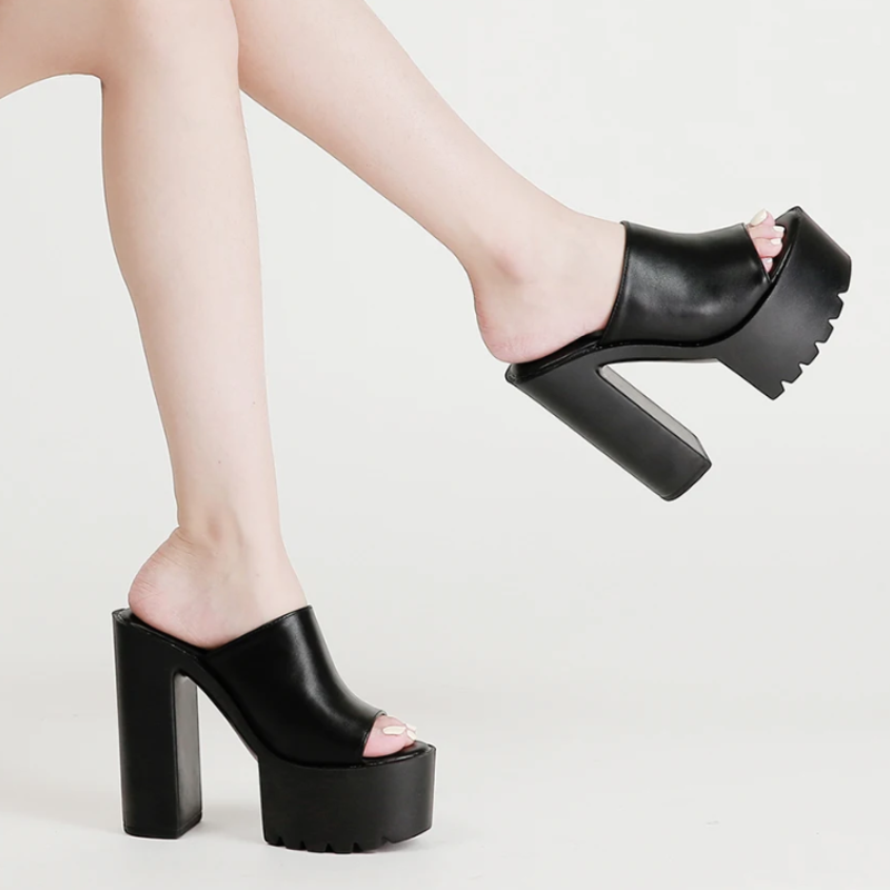 Cheyenne Wedge Mules